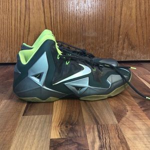Men’s Green Nike LeBron 11s